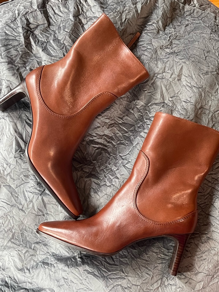 Reformation Claudette Ankle Boot. Size 11 Women N22-15